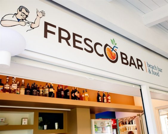 Insegna di un bar chiamato 