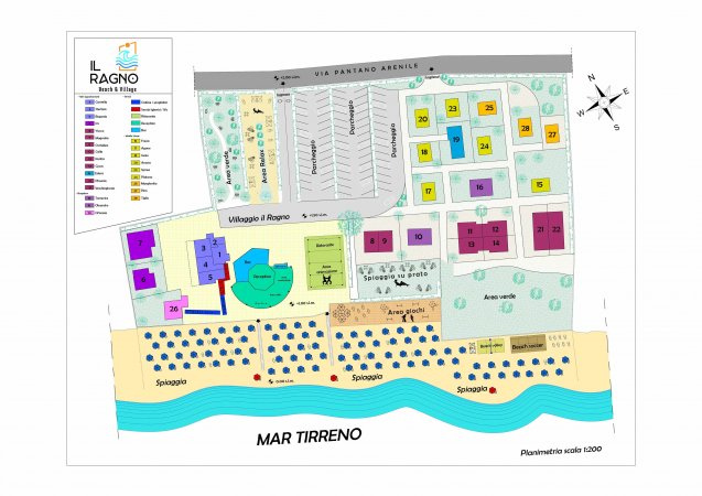 Mappa di un villaggio turistico con edifici, aree verdi e spiaggia.